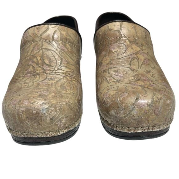 Dansko XP Floral Leather Clogs Slip Resistant Slip On Nurse Shoes Metallic - Picture 3 of 10